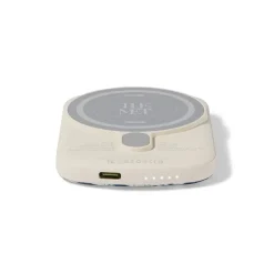 Discount The Met Store Casely Hokusai Great Wave Power Pod Wireless Charger