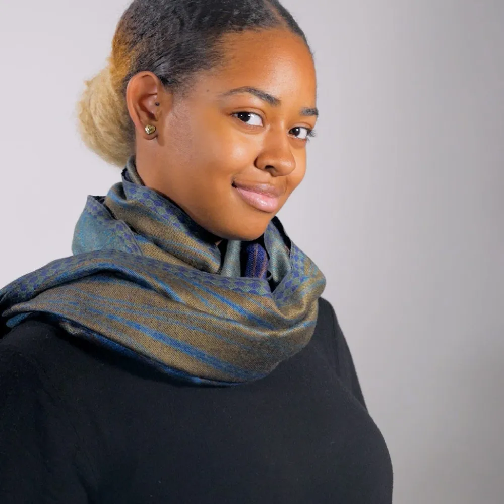 Best The Met Store Louis C. Tiffany Peacock Feather Wool-Blend Shawl