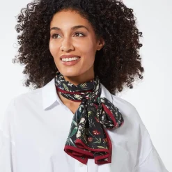 Online The Met Store Medieval Millefleurs Oblong Silk Scarf