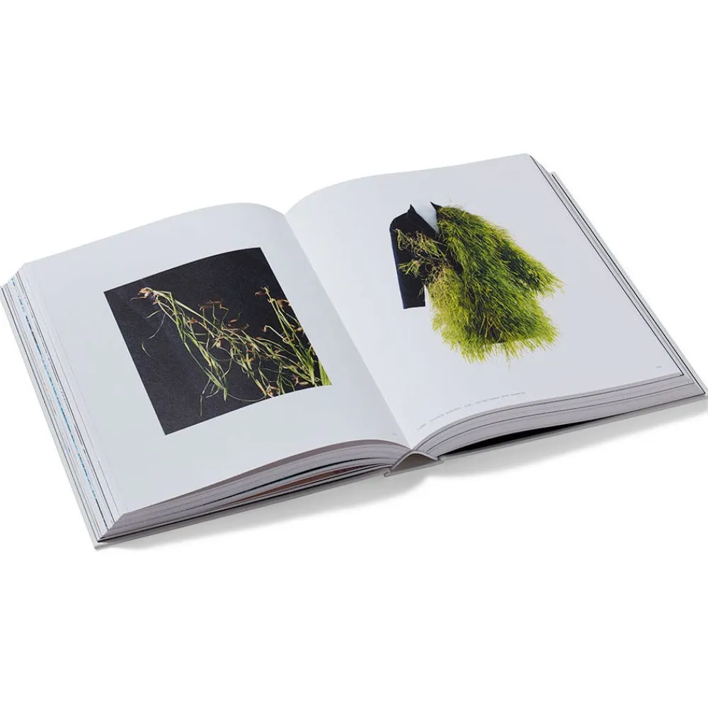 New The Met Store Sleeping Beauties: Reawakening Fashion