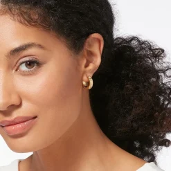 New The Met Store Star Huggie Earrings